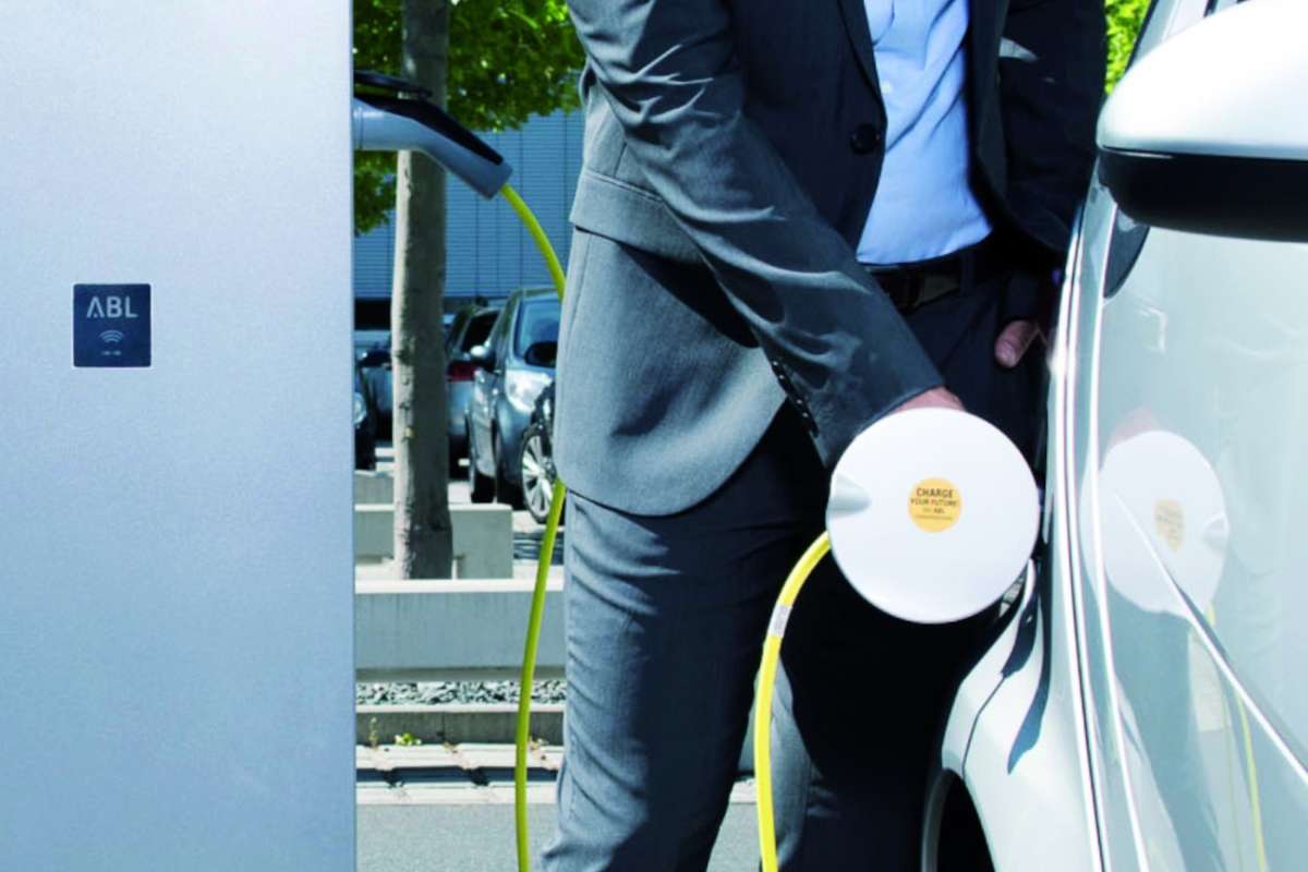 DEHN schützt Ladesäulen von ABL